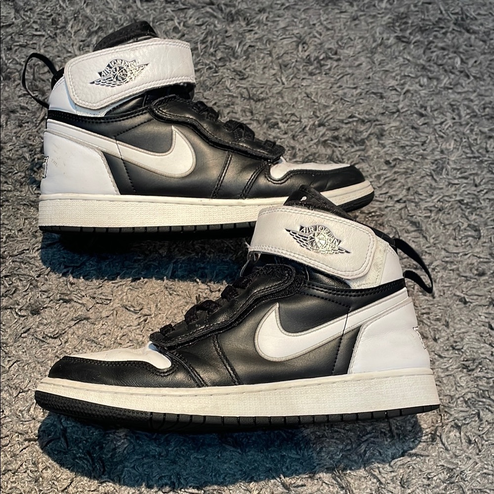 Jordan 1 high flyease